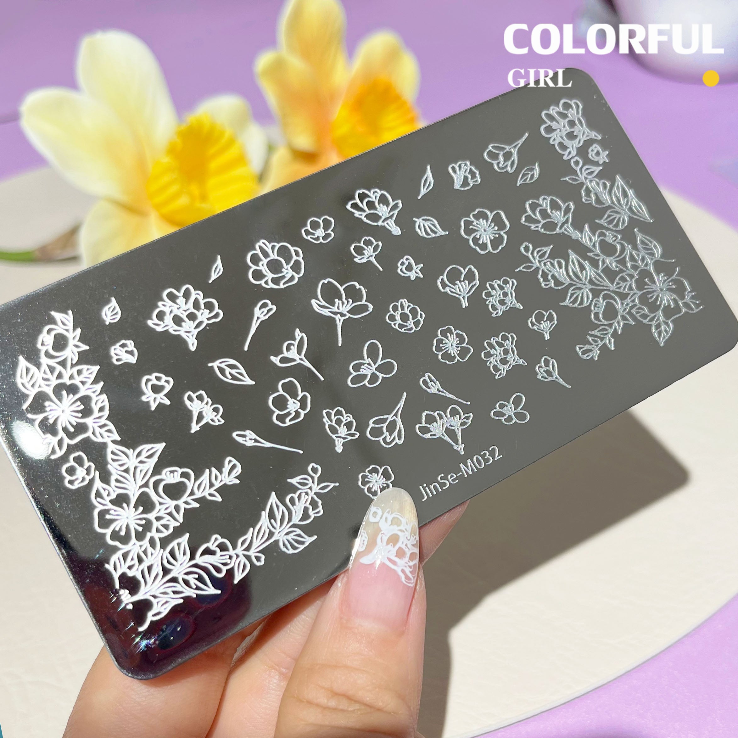 Stamping plate แผ่นปั้มลาย เพ้นท์ลาย ลายฉลุพิมพ์เล็บ ( มีหลายลายให้เลือก )