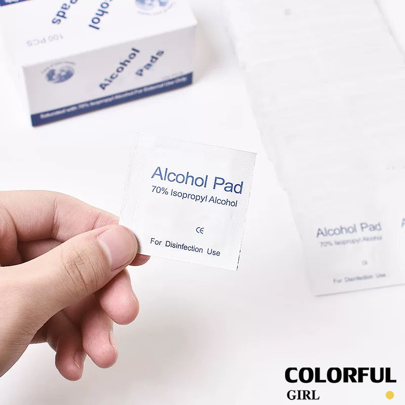 แผ่นแอลกอฮอล์ 75% Alcohol Pad สำหรับทำความสะอาดและฆ่าเชื้อโรค ขนาด 100 ชิ้น/กล่อง และ 50 ชิ้น/กล่อง ช่วยรักษาความสะอาด