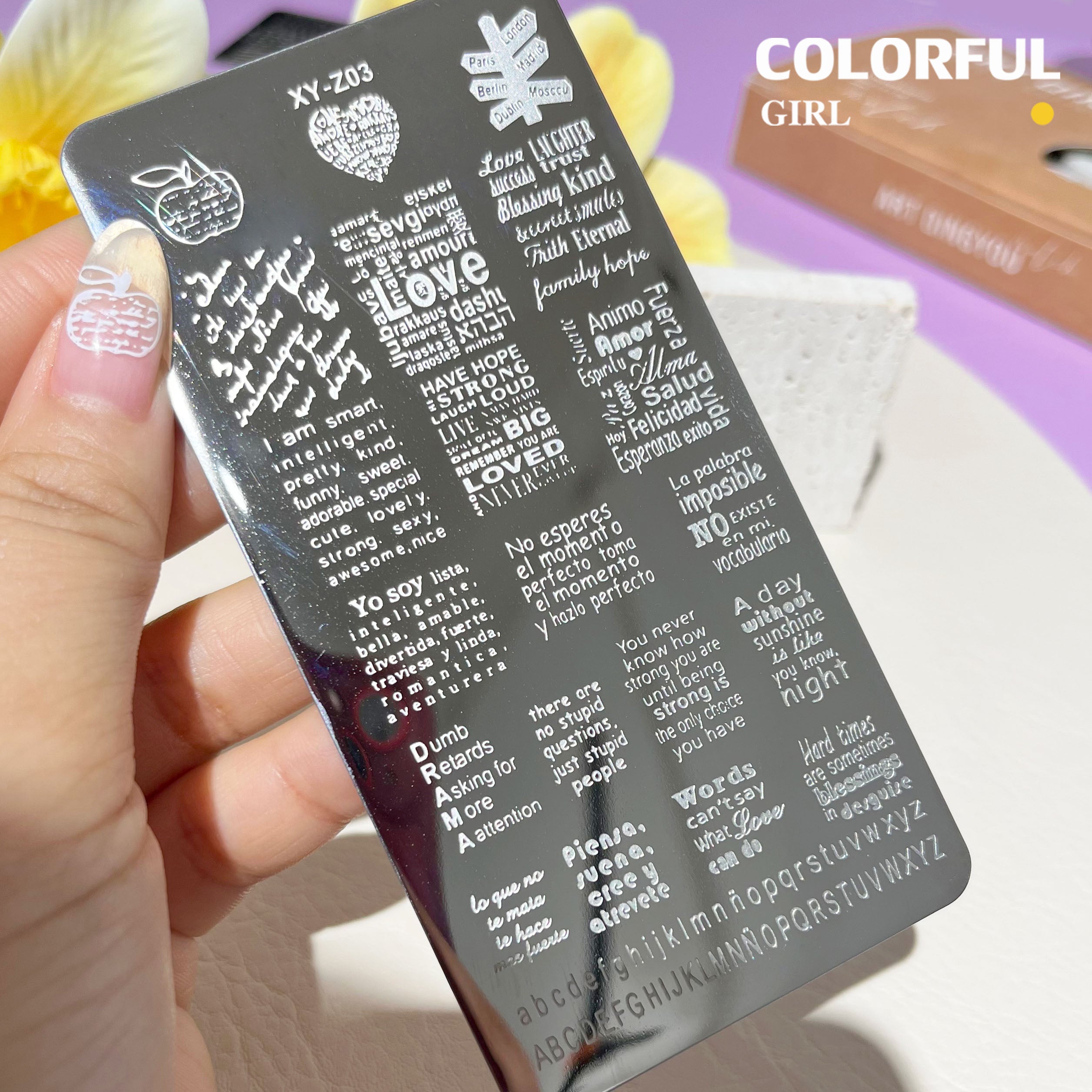 Stamping plate แผ่นปั้มลาย เพ้นท์ลาย ลายฉลุพิมพ์เล็บ  ( มีหลายลายให้เลือก )